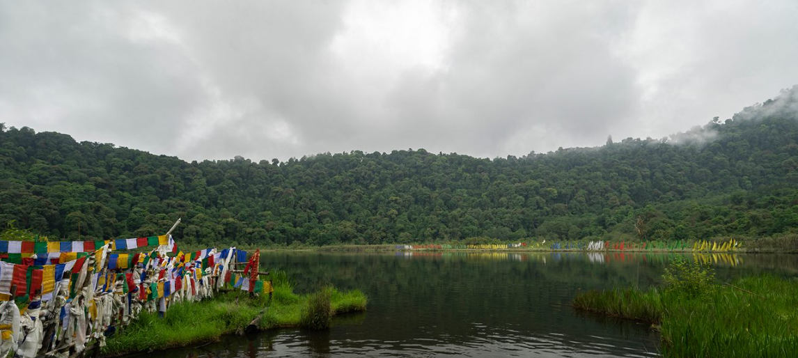 Khecheopalri Lake